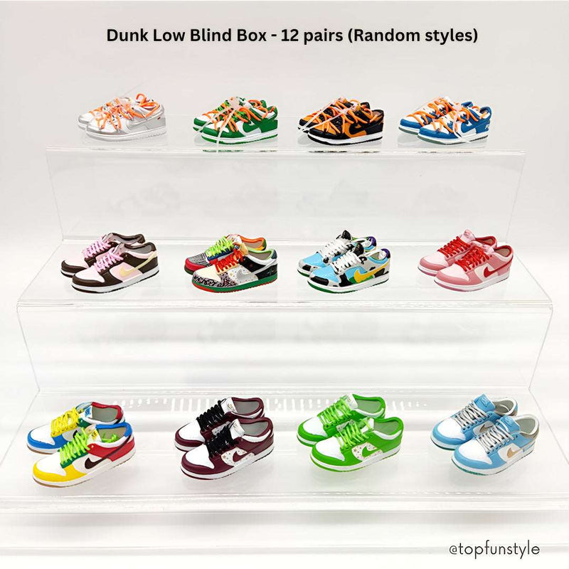 Boîte cadeau luxe avec assortiment de mini sneakers Air Jordan - détail parfait pour collectionneurs