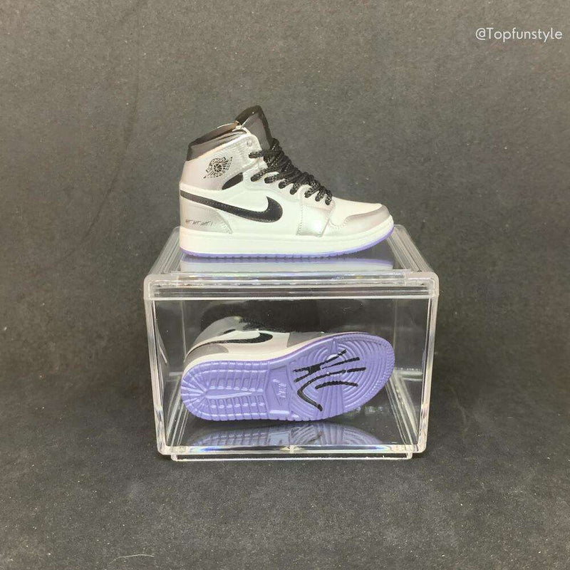 Air Jordan 1 Leonard en miniature - cadeau parfait pour les passionnés de sneakers