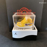 Répliques miniatures détaillées des Air Jordan James23, l'accessoire parfait pour les fans de Nike